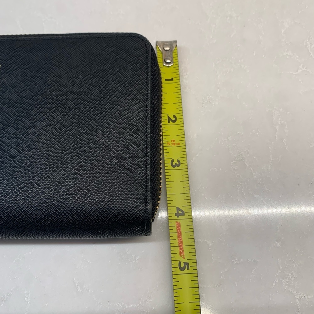Kate Spade Black Saffiano Vegan Zip Around Wristlet Clutch​ - Picture 4 of 7
